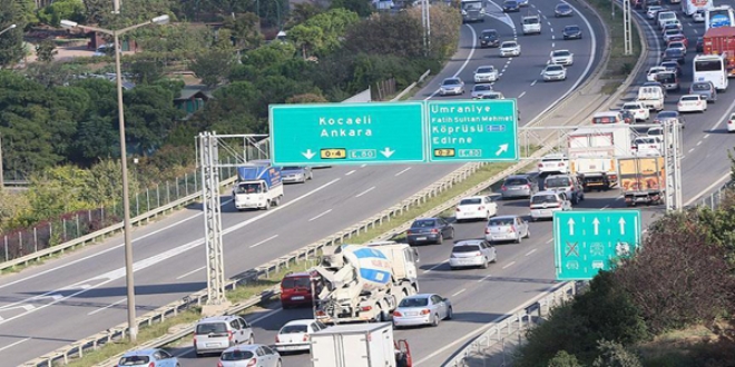 Köprü ve otoyollardan geçiş azaldı gelir arttı