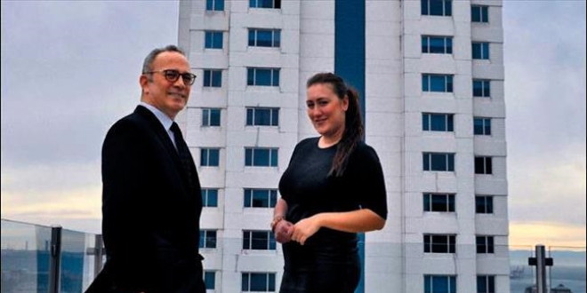 Ev alıcısı saçına verdiği değeri hayatına vermiyor
