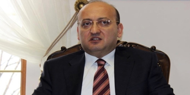 'Savaşın içerisinde unutulan bir şey var, insan'