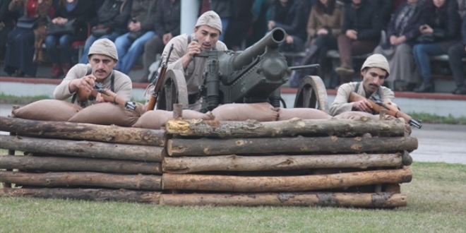 E�itimlerini tamamlayan 2 bin 90 asker, yemin etti