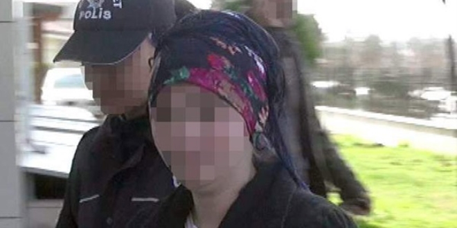 Polise el yapımı patlayıcı atan kadın tutuklandı