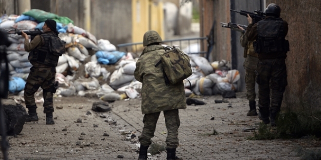 Sur'da yaralanan g�venlik g�revlisi say�s� 5'e y�kseldi