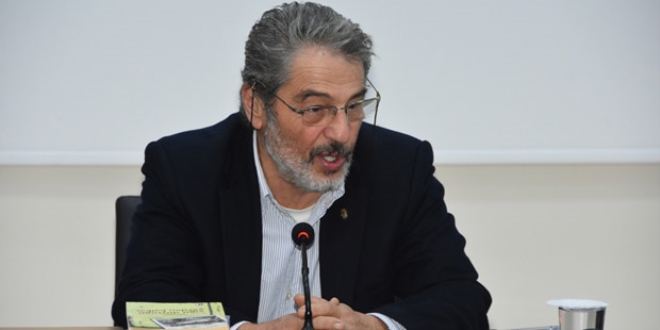 Paralelciler arabama suikast ettiler, camlar�n� k�rd�lar