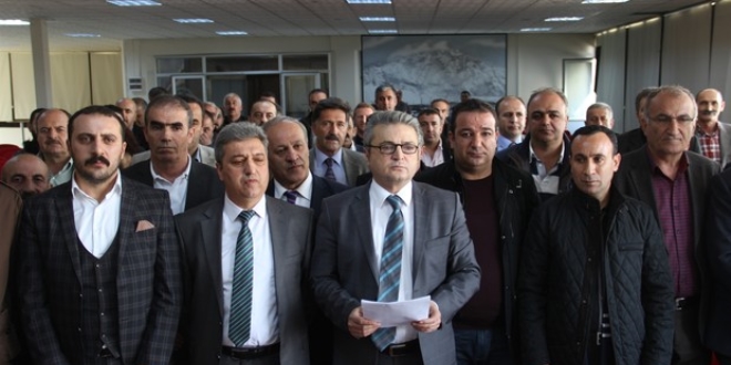 Üniversitenin taşınması iddiasına tepki