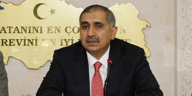 'Kuyular ve çukurlar vatandaşa reva görülüyor'