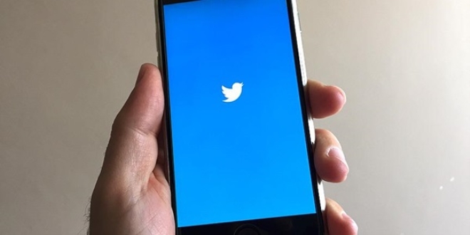Twitter'da FETÖ/PDY'yi öven öğretmen gözaltına alındı