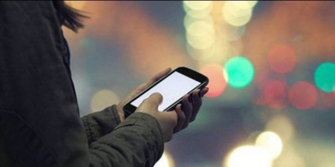 Akıllı telefonlarınız sizi dinliyor olabilir