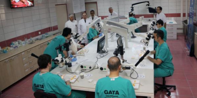 GATA tüm dünyaya mikrocerrahi uzmanları yetiştiriyor