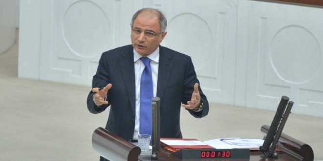 'Dokunulmazlıklarla ilgili meclis gerekeni yapacaktır'