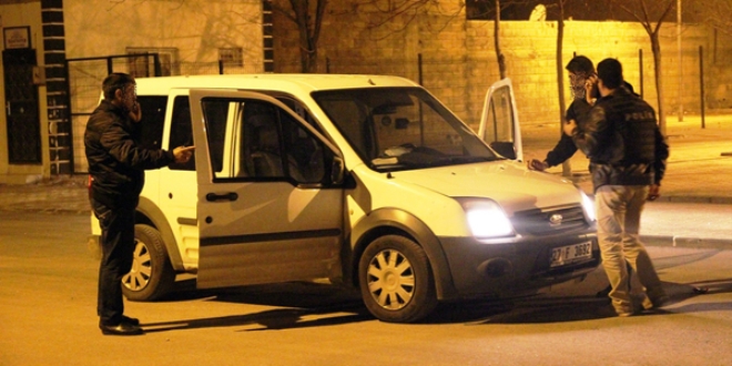 Gaziantep'te polis müdürü'nün aracına silahlı saldırı