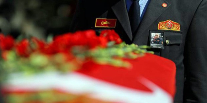 İzmir'de Kahramantürk'e veda
