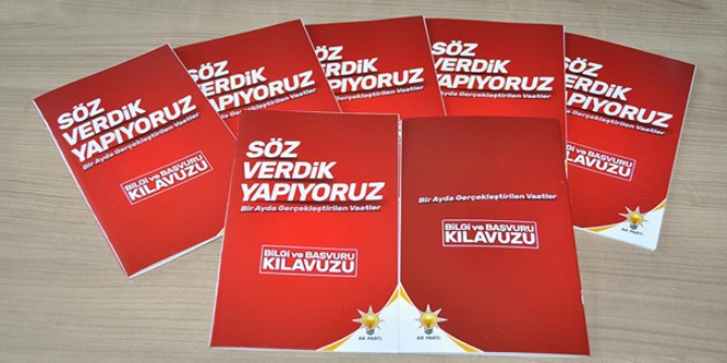 AK Parti hayata geçirilen vaatleri kitapçıkla anlatıyor