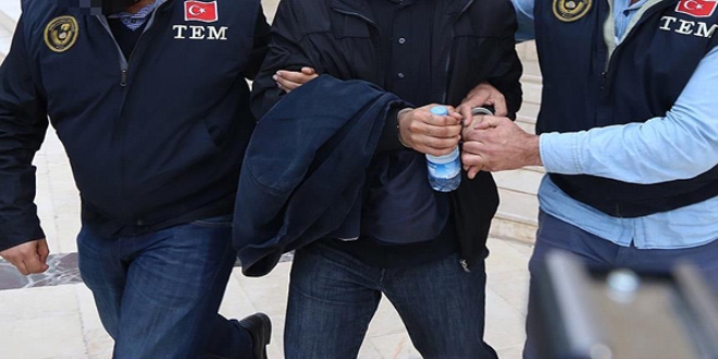 Balıkesir'de FETÖ/PDY operasyonunda 5 gözaltı