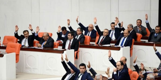Bakanların sosyal medya ve internet performansı