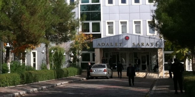 Van B�lge �dare Mahkemesinden �ube M�d�rlerine YD