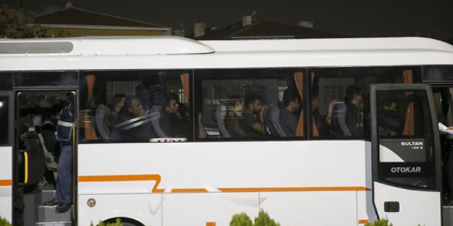 Proje yolsuzluğu davasında 14 kişi serbest