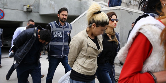 Ankara'daki fuhu� operasyonu'nda 18 ki�i serbest