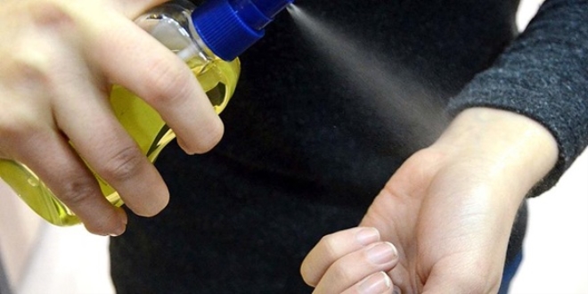 Sa�l�k Bakanl���ndan 'kozmetik' k�lavuzu