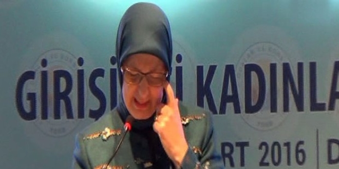 'Ramazanoğlu kürsüde gözyaşlarını tutumadı'