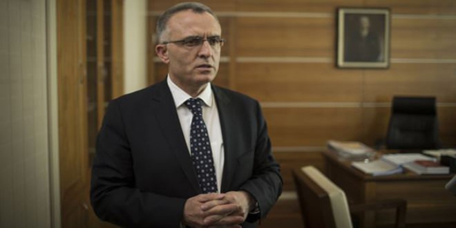 Bakan Ağbal, iktisat öğrencilerini sözlü sınav yaptı