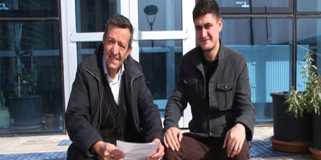 Herkes çocuğunu o babasını bekledi