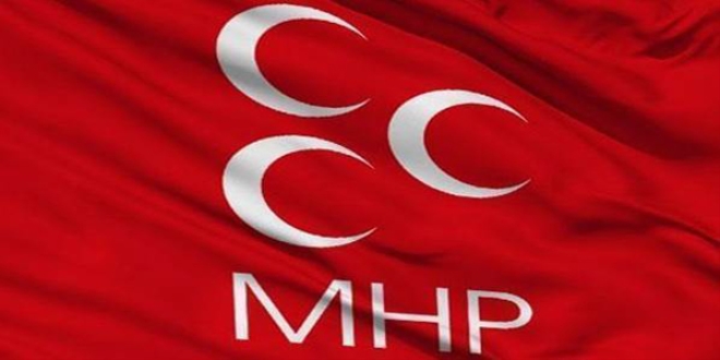 Bozyk ilesinde MHP'den 10 kii toplu istifa etti