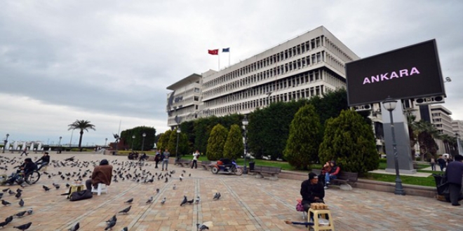 İzmir Ankara'nın acısına ortak