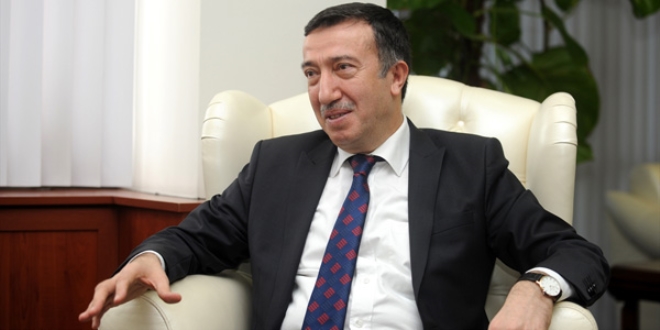 'Yerli otomobil sürecinde bir aksama yok'