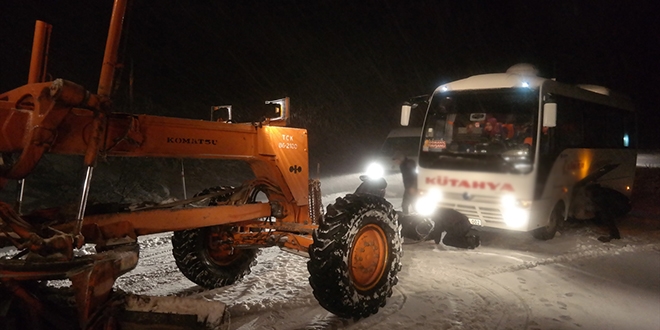 K�tahya'da kar ya���� ula��m� etkiliyor