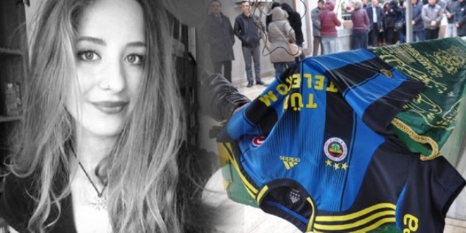 Üniversiteli genç kız kalbine yenildi