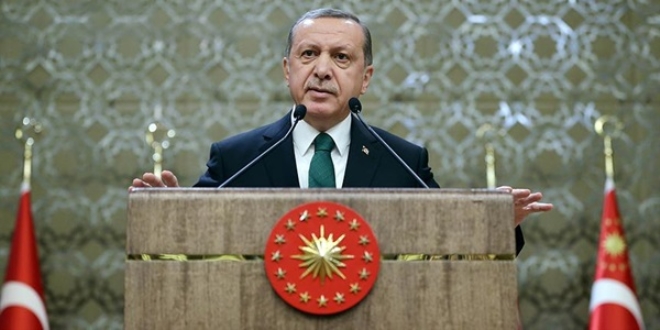 'Türkiye'ye asla diz çöktüremeyecekler'