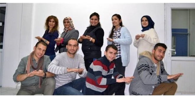 12 öğretmenden Çanakkale Türküsü'nü bir de böyle dinleyin