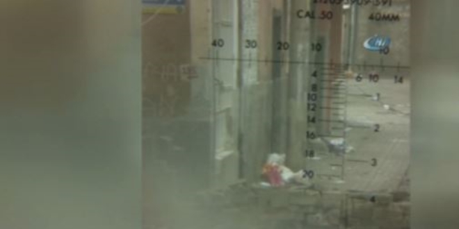Teröristler vatandaşları kalkan olarak kullanıyor!/ Video