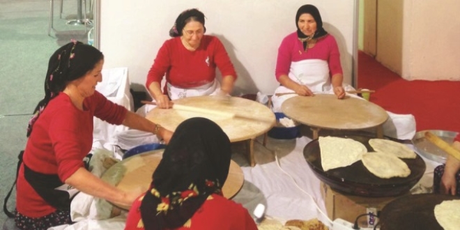 Kad�n istihdam� emin ellerde