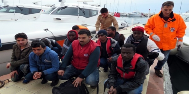 Ege'de 147 kaçak göçmen yakalandı