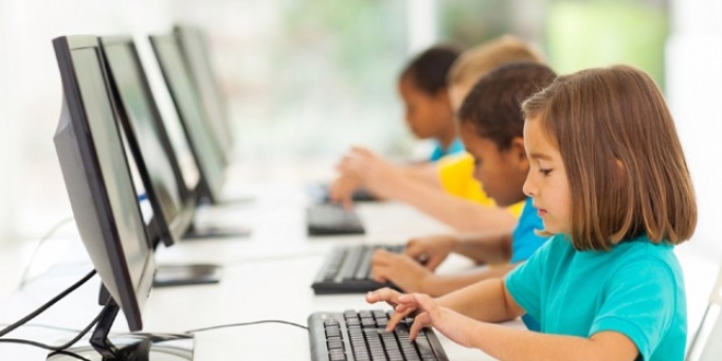 Yeni nesil i�in sorumlu teknoloji kullan�m� ve ruh sa�l��� tart���lacak