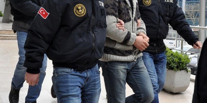 Elazığ'da terör operasyonu: 3 gözaltı