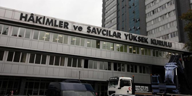 İstinaf mahkemelerine ilişkin kararname ertelendi