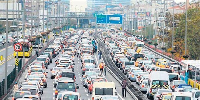 İstanbul'da araç trafiği %8 azaldı