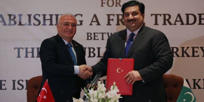 Pakistan'la ticaret 2018'de 2 milyar dolara çıkacak