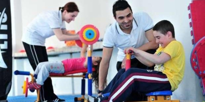 Otizmli çocuklara spor eğitimi