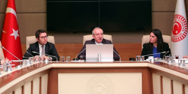 Komisyon, Diyarbak�r Cezaevi'ndeki i�kenceleri dinledi