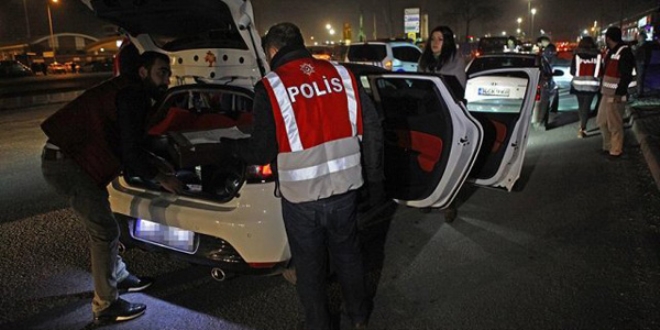 Emniyet hizmetlerinde 230 bin polis görev yapıyor