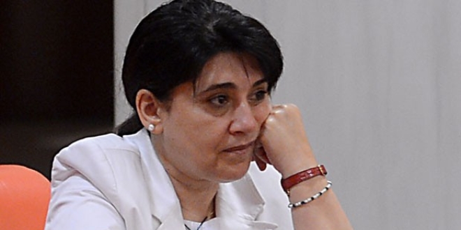 Zana'nın sekreter, danışman ve yardımcı personeli işten çıkarıldı