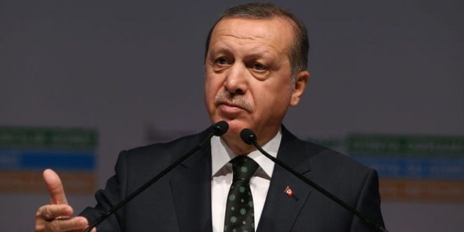 Erdoğan: Konsolosların ne işi var orada