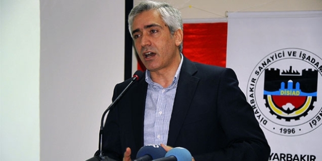 'Dokunulmazlığım kalkacaksa ilk oyu da ben veririm'