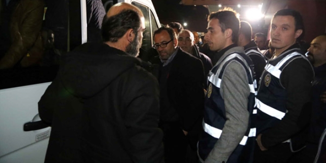 Isparta'da FETÖ/PDY operasyonu: 2 kişi serbest