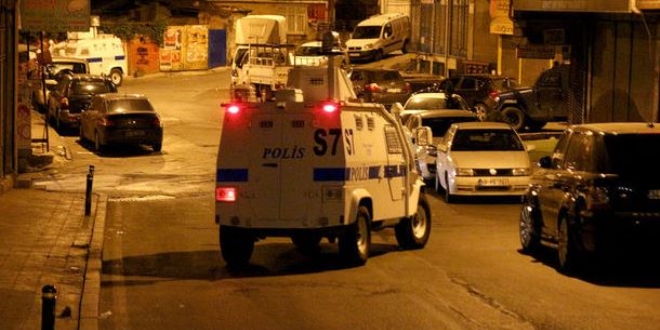 Terör örgütüne katılmak isteyen kişi ailesine teslim edildi