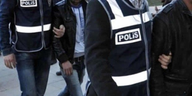 Adana'da para karşılığında öğretmen ataması yapan şebeke çökertildi