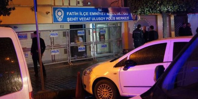 İstanbul'da 4 polis memuru açığa alındı